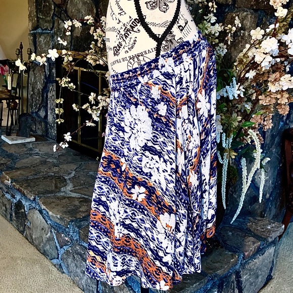 Nordstrom White, Blue, Orange Floral Design Front Zip w/ Pockets Skirt Size XL - Picture 5 of 8